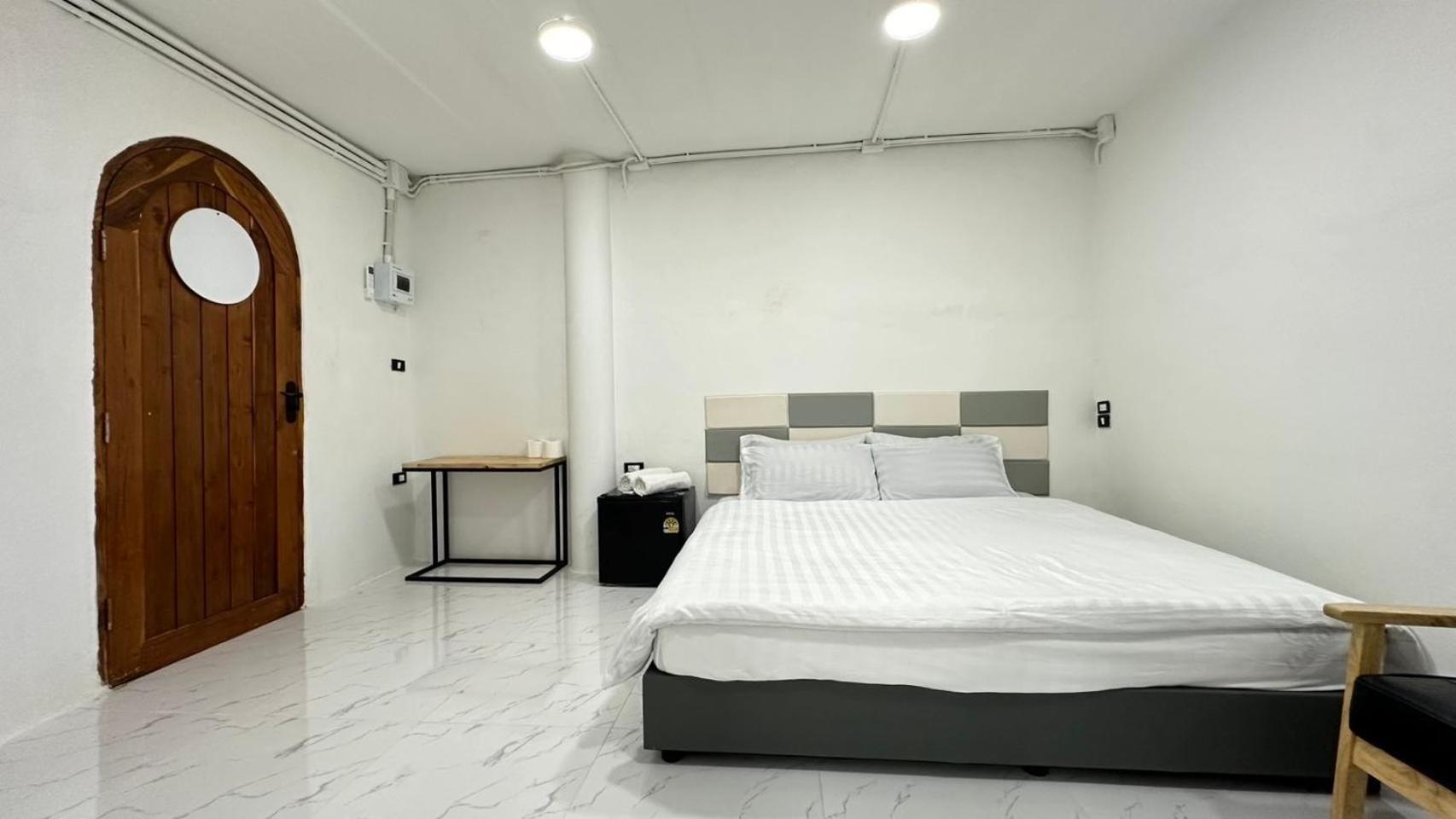 Megun 10 L Apartment กรุงเทพมหานคร ภายนอก รูปภาพ